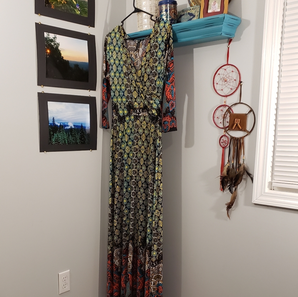 Tau Maxi 3/4 Sleeve Dress